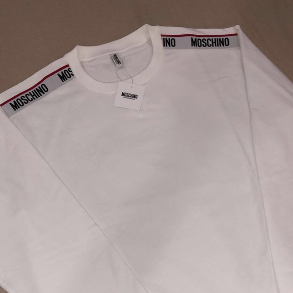 moschino sweatshirt - Picture 2 of 4